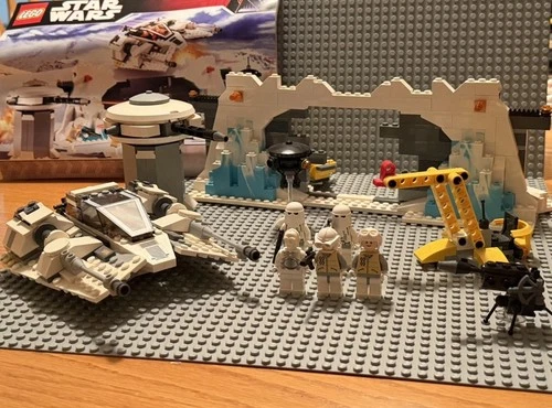 Lego Star Wars 7666 Hoth Rebel Base 100% Complete w/ Instructions