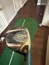 Titleist 913F 17 Degree Fairway Wood Black w/ Head Cover & CP2 Wrap Grip