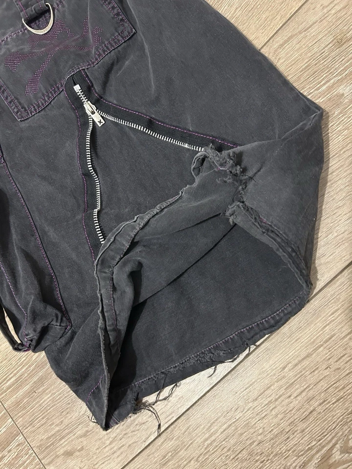 TRIPP NYC Wide Leg Grunge Gothic Emo Thrash Cargo Straps VTG Pants Size Small 32 - Image 4 of 4