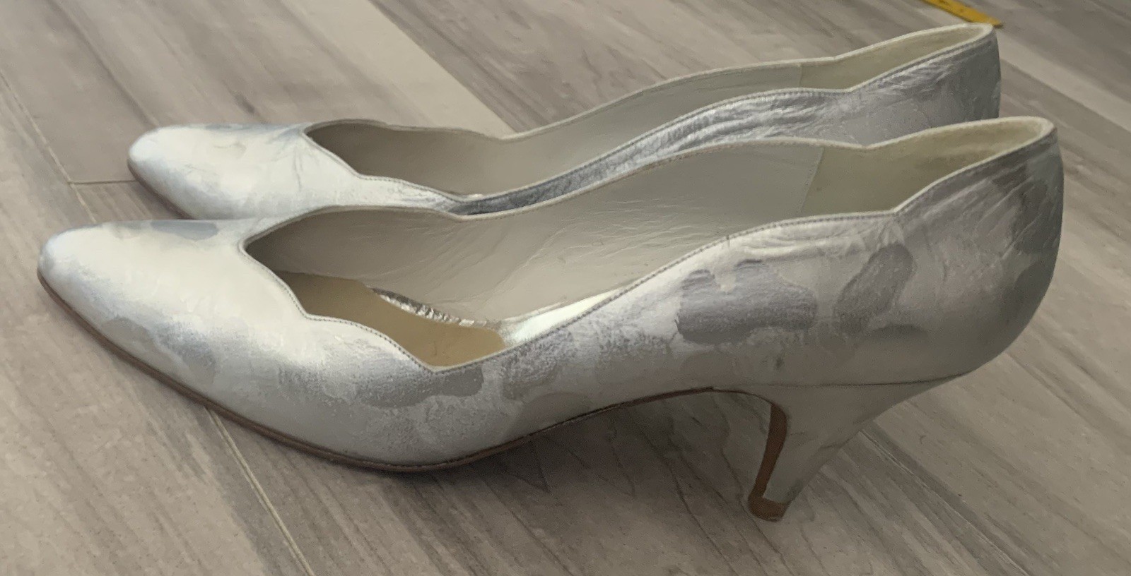 Stuart WEITZMAN Silver Patterned Heels Pumps Sz 7 - image 1