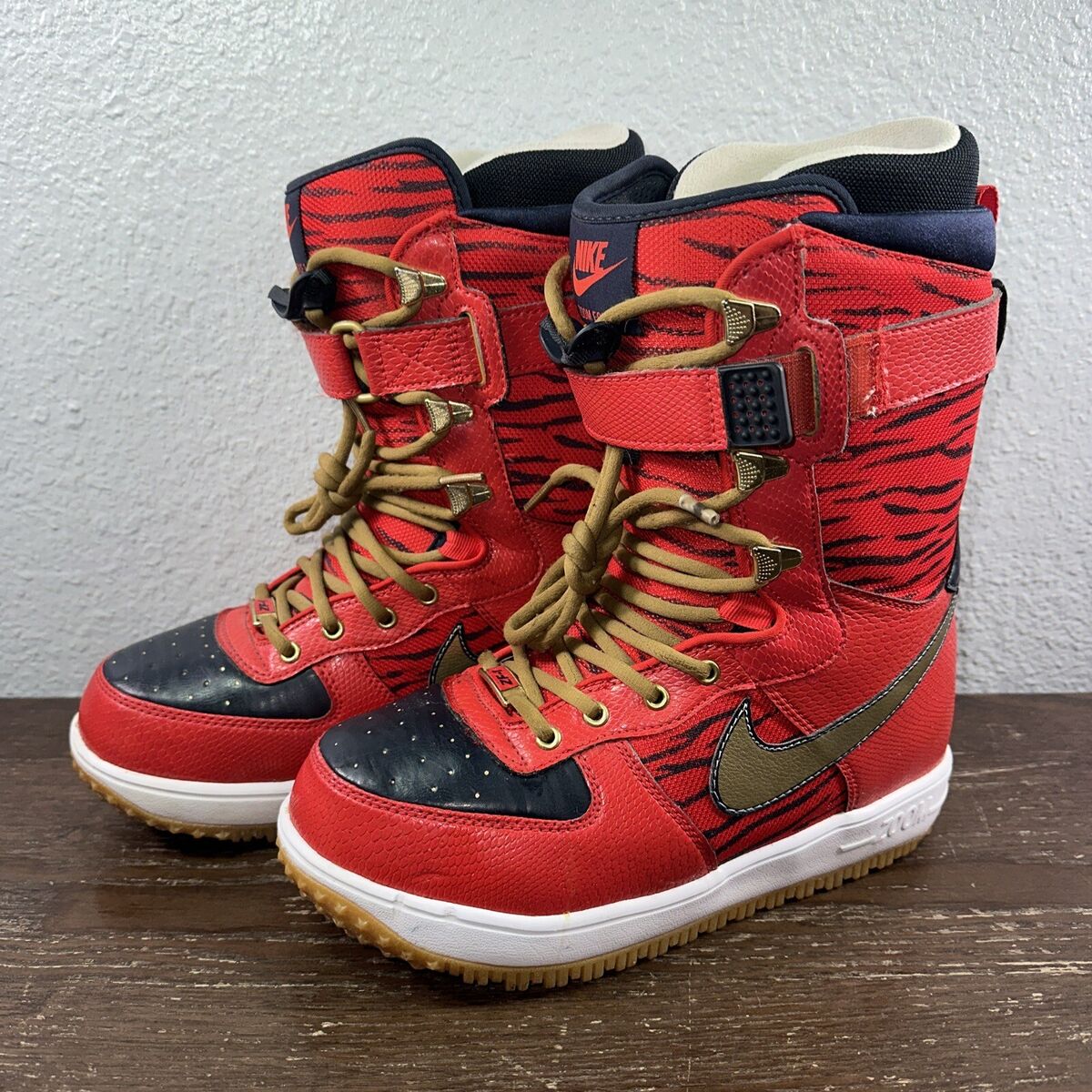 NIKE Zoom Force One ZF-1 Snowboard Boots Mens 7 Tiger Rabbit NIKE Zoom Force One ZF-1 Snowboard Boots Mens 7 Tiger Rabbit