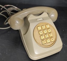 Vecchio telefono SIP bigrigio da collezione ITALTEL