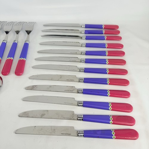 Vintage Flatware Silverware Pink Purple Plastic Handles 37 Pc Set Retro Camper - Picture 17 of 20