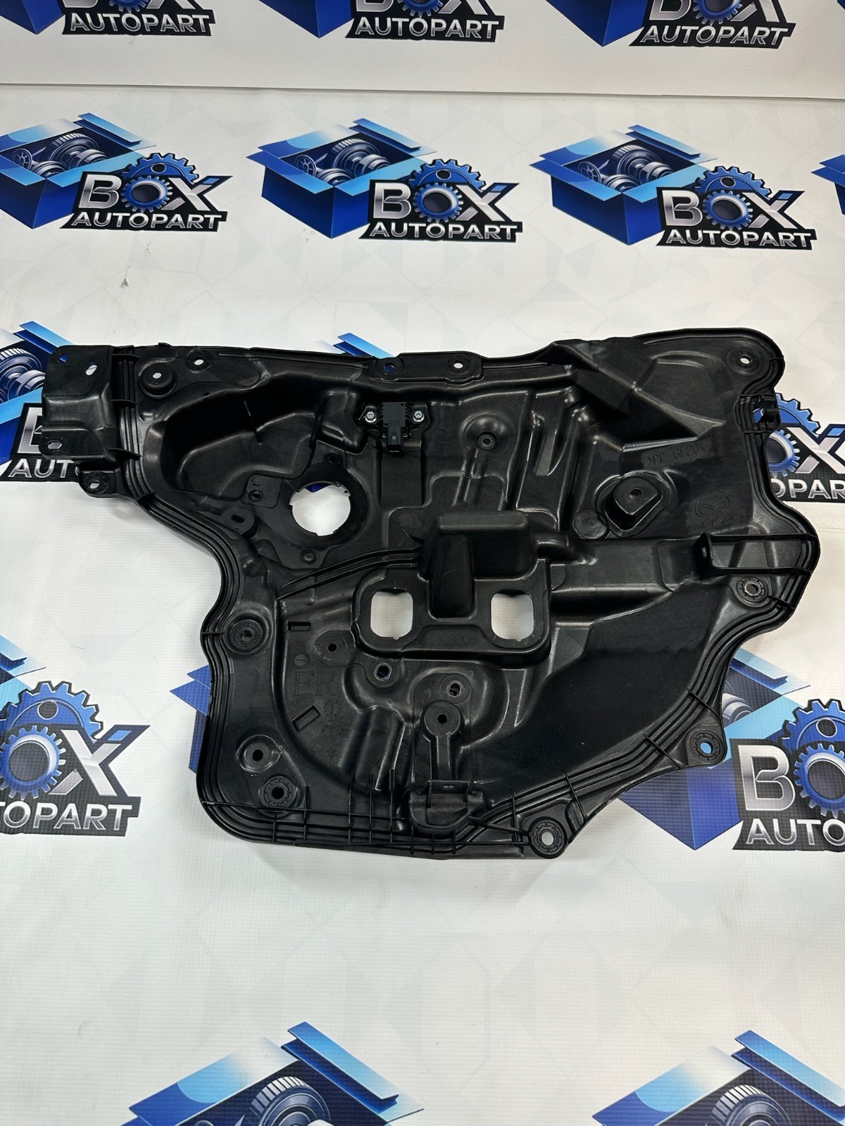 2018-2021 MAZDA 6 FRONT RIGHT DOOR WINDOW REGULATOR W/ CARRIER OEM GHP95897X