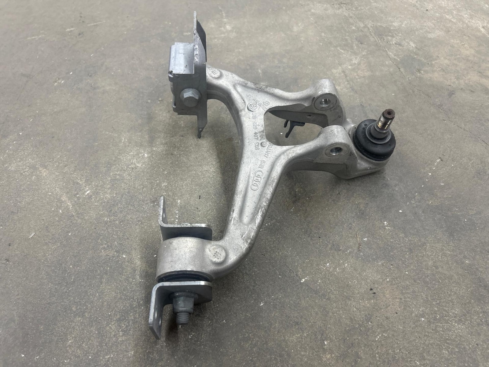 2008 - 2015 AUDI R8 PASSENGER RIGHT FRONT UPPER CONTROL ARM 420407508 (MK)