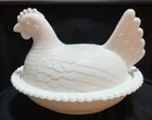 VTG Milk White Nesting Hen Chicken Candy Dish 7" x 5.5" x 5.0", pre-owned