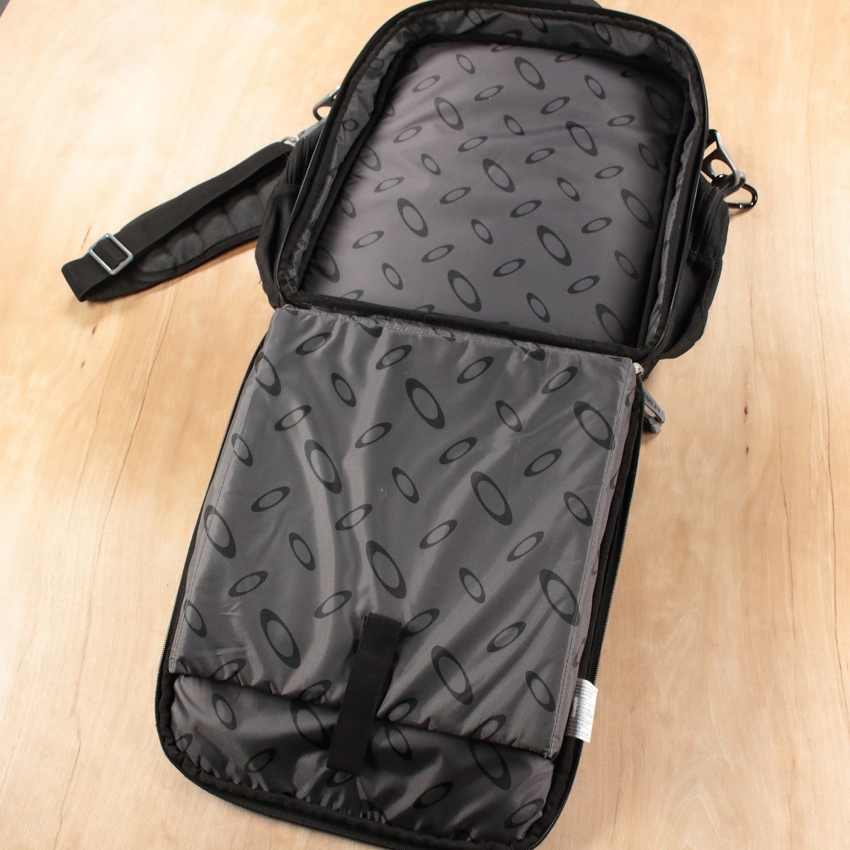 OAKLEY tactical vertical laptop shoulder messenger bag vtg y2k