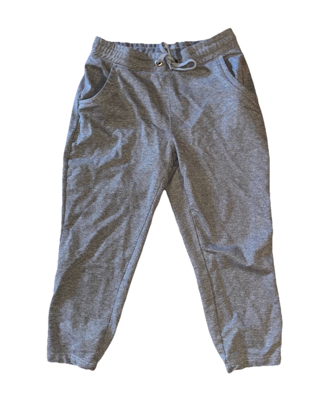 R8 Activewear Gray Capri Jogger Sweatpants Women’s Size M Cropped Lounge Pants