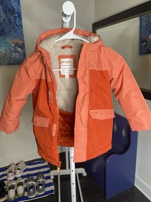 Cat & Jack Heavyweight Parka Jacket in a coral/orange color-block style. Sz 4T