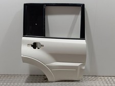 Porte arrière et accessoires Mitsubishi MONTERO