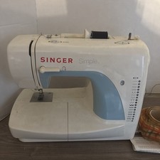 Singer Simple 3116 Sewing Machine W/ Travel Bag and Supplies