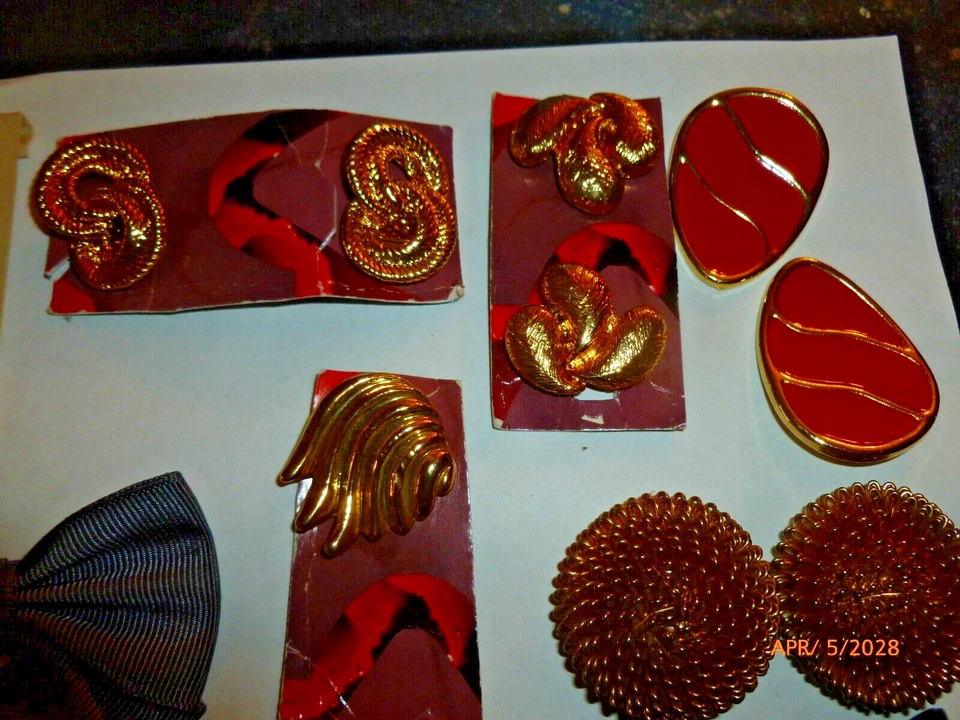 БОЛЬШОЙ ЛОТ винтажных клипс для обуви лот золотистый смешанные стили 8 пар и 3 одиночных - Изображение 4 из 4