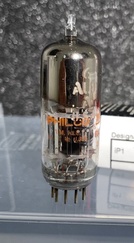 Tube électronique RCA 6AU8A NOS - Neuf Old Stock - Fabriqué En France
