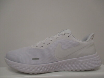 nike revolution 27