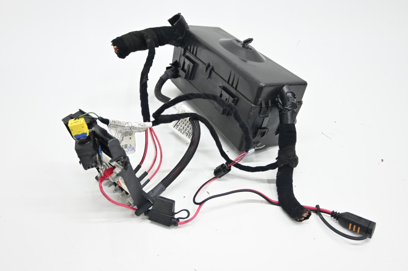 ⭐ 14-20 Maserati Ghibli Quatt Rear Trunk Fuse Relay Junction Box Terminal Oem