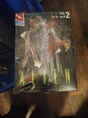 AMT Ertl Alien Vintage 1999 Model Kit New Sealed From 1979 Movie ...
