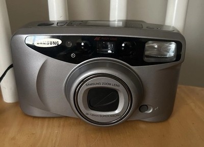 Vtg Samsung Maxima Zoom 130 Super Lens 38-130mm Camera with Macro and Panorama
