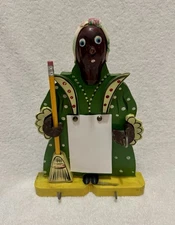 WOODEN 3D VINTAGE  MEMO NOTEPAD & KEY HOLDER CLEANING LADY WALL PLAQUE