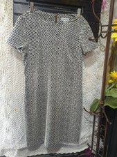 Calvin Klein Women's Dress  Patterned Size 8 Gold Zipper