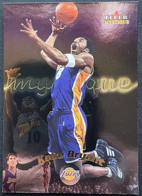 2000-01 Fleer Mystique Kobe Bryant Los Angeles Lakers Base Set #30 Foil