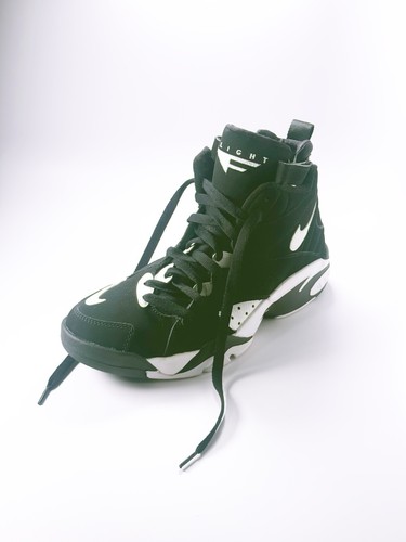 Nike Air Maestro 2 LTD (SIZE 9)