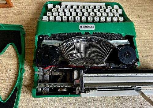 Macchina da Scrivere Portatile Vintage - UNIVERSITY II- Anni 80 - Picture 6 of 11