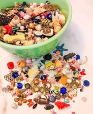 Mystery Trinkets Crow Core Confetti Scoop Luc...