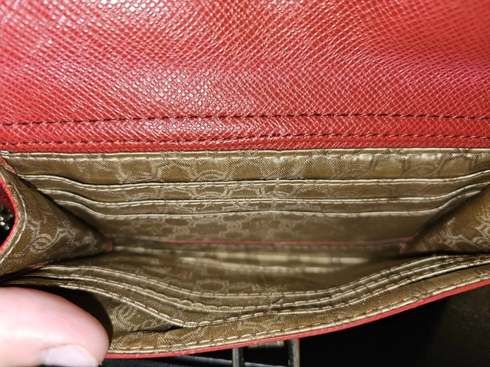 Bolso de hombro de cuero rojo para mujer Ivanka Trump Foto 4 de 4