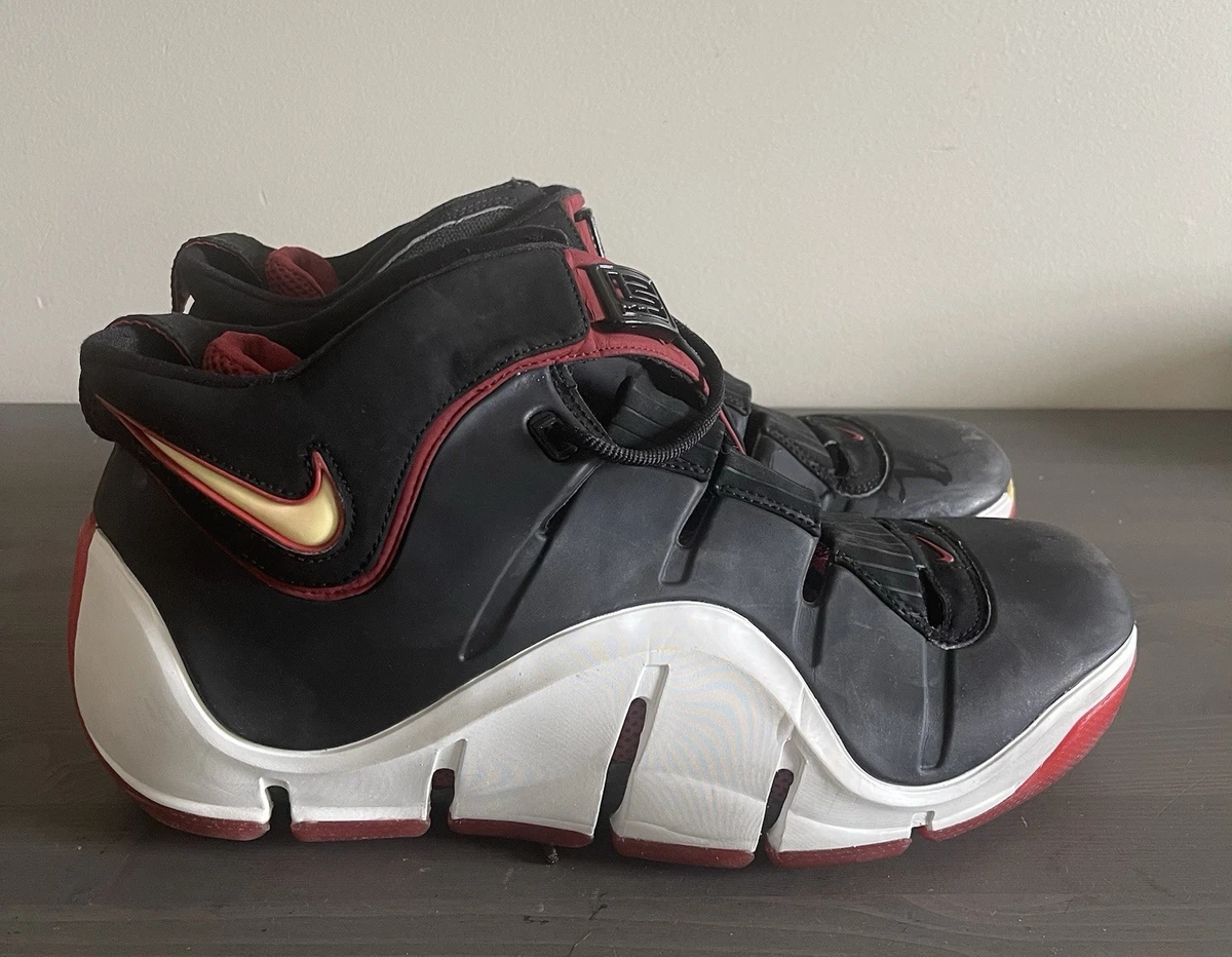 Preços baixos em Nike Zoom LeBron 4 Black White Red | eBay