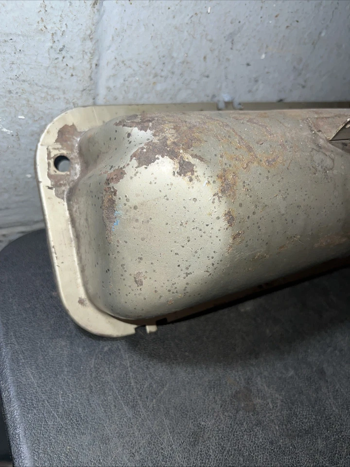 1961-1964 FORD THUNDERBIRD LH VALVE COVER 390 FE 1962 1963 DRIVER SIDE SCRIPT  - Image 2 of 4