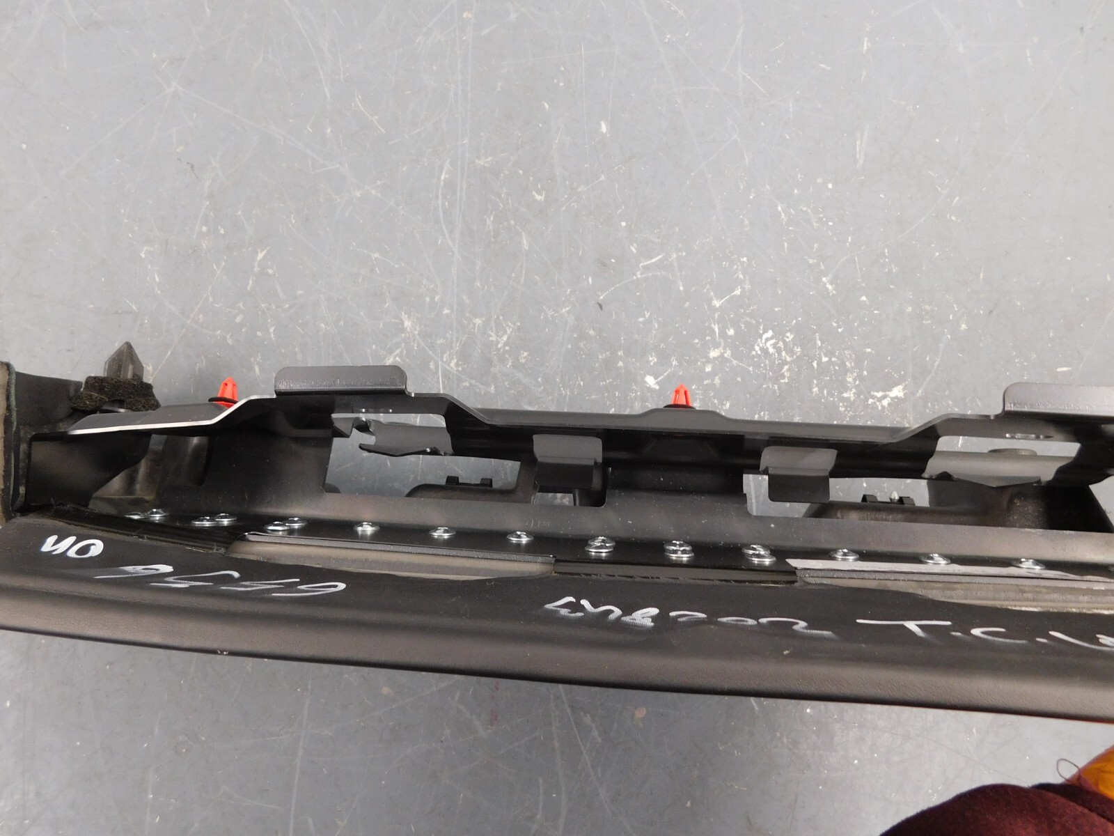 2015 11 12 13 14 16 Ferrari FF Left Driver Door Upper Panel - Damage #7170 J1