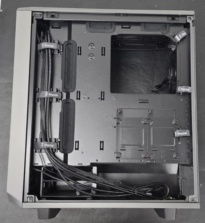 @NEW/UNUSED@ Fractal Design Meshify 2 Compact Gray Light Tint Gaming Case MFR31 - Image 3 of 4