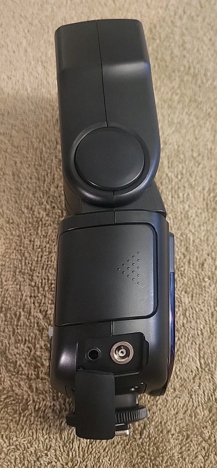 Nissin Di700A Zoom 24-200mm Shoe Mount Flash for Canon - Image 4 of 4