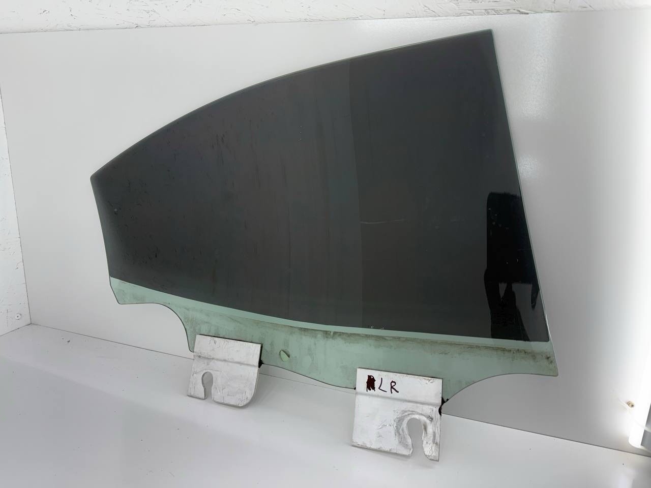 2014-2023 MASERATI GHIBLI S Rear Left DOOR WINDOW GLASS 