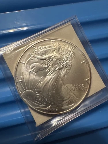 1995 American Silver Eagle 1 oz .999 Fine Silver – Brilliant Uncirculated