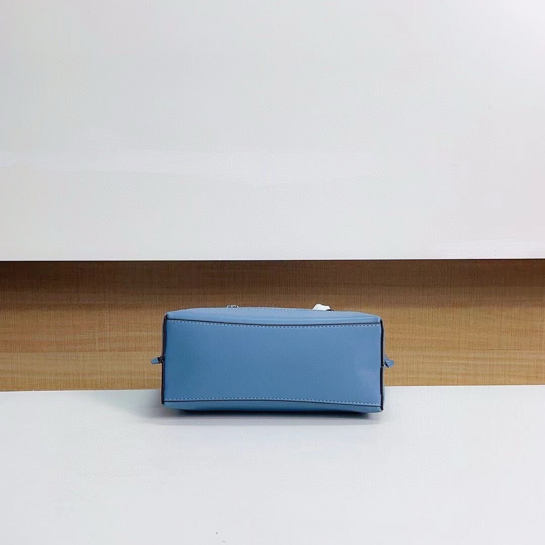 【COACH CH228】海のライトブルートート25cm｜多機能ポケット COACH Mollie Tote 25 Shoulder Bag Signature Chambray Light