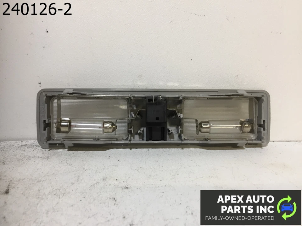 OEM 1999 BMW 540i E39 Sun Visor Interior Light - Image 4 of 4