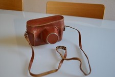 ETUI CUIR POUR APPAREIL PHOTO ANCIEN MARQUE A IDENTIFIER RUSSE ?