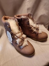 Girls Wonder Nation faux fur boots size 4 lace up