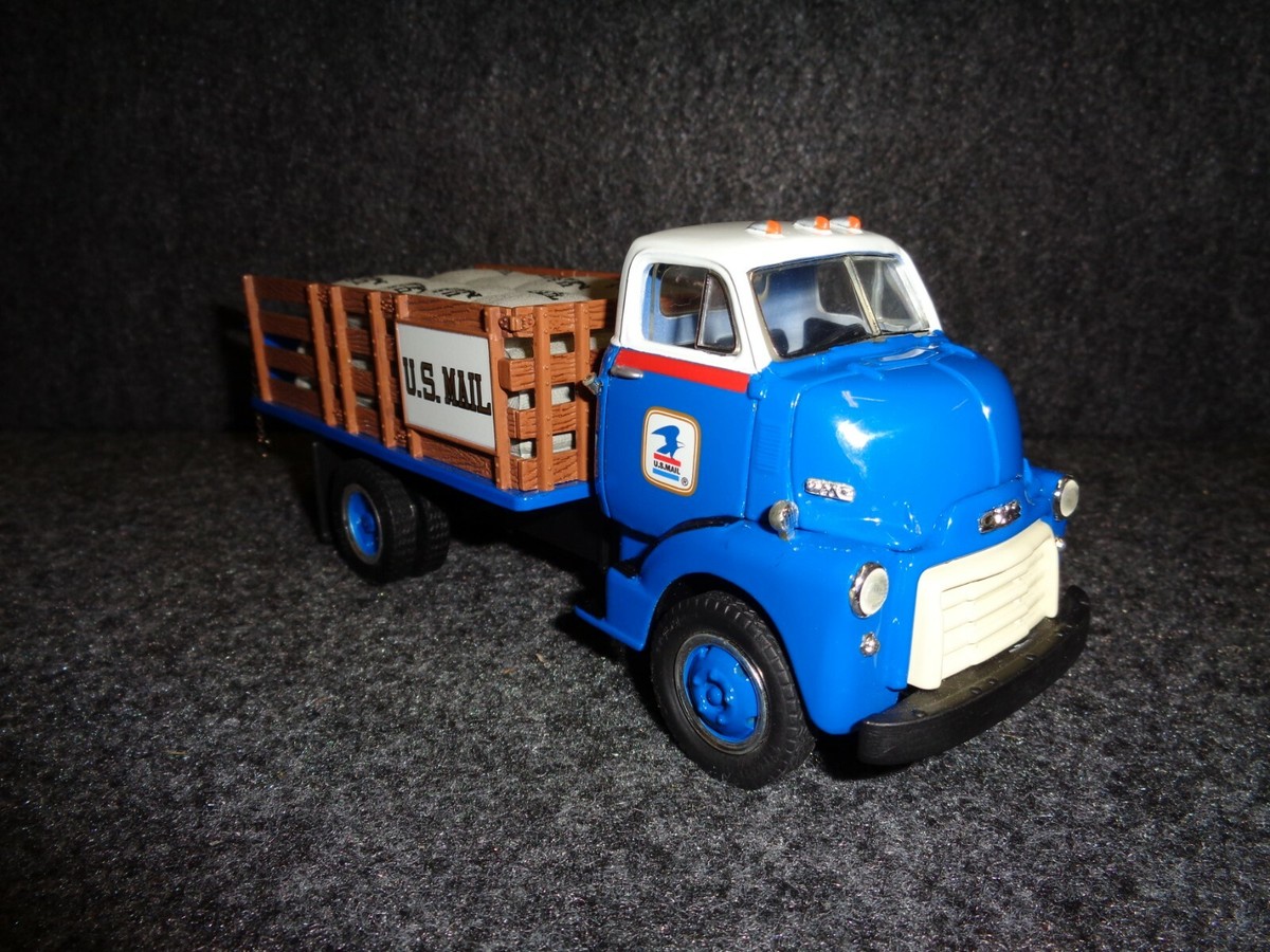 USPS POST OFFICE 1952 GMC FLATBED STAKEBED US MAIL TRUCK 1ST GEAR