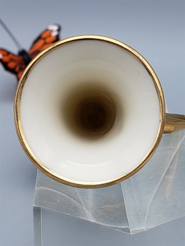 Kaolena of California Bud Vase - Picture 7 of 11