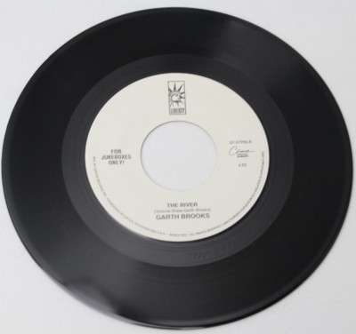 GARTH BROOKS WE BURY THE RIVER THE HATCHET JUKEBOX 45 7'' VINYL RECORD QUICK SHIP