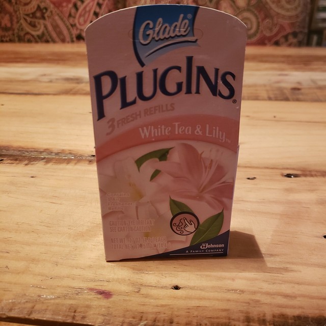 4 Glade Plugin Scented Oil Refill White Tea & Lily Air Freshener for