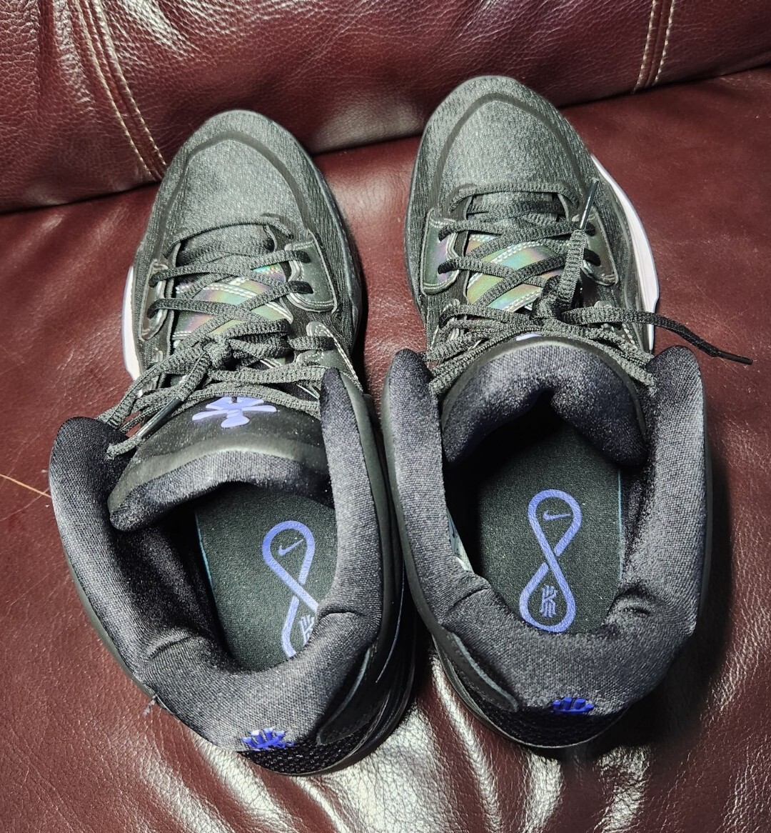 Kyrie Infinity グローバルラスト 27cm Kyrie Infinity グローバル