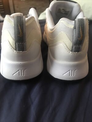 Nike Air Max 200 White/Metallic Gold/Black Men display picture 3