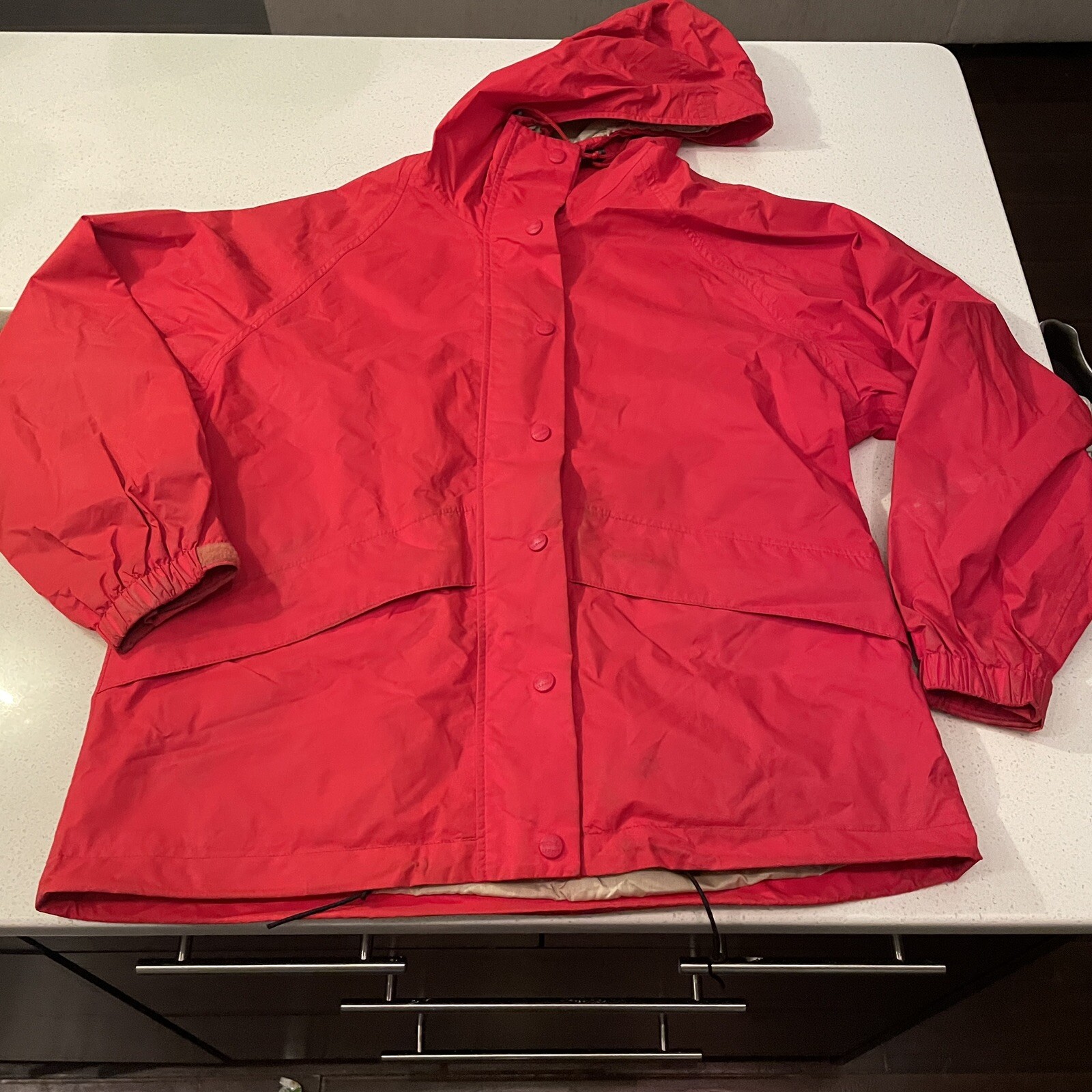 LL Bean Women’s Hooded Stowaway Rainwear Buttonup Zip GORETex Size M