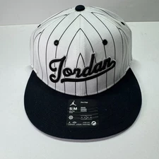 Air Jordan Hat Men M/L White Baron 45 Pinstripes Jumpman Snap Back Cap New