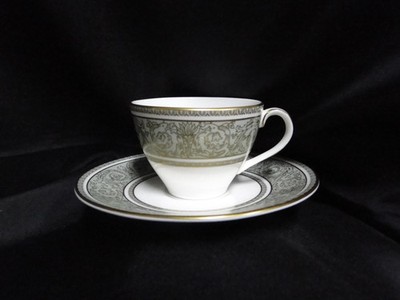 Royal Doulton English Renaissance, Green Scrolls: Demitasse Cup & Saucer (s), 2''