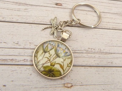 Elegant Water Lily Motif Keyring Silver Tone Gift Idea For Her