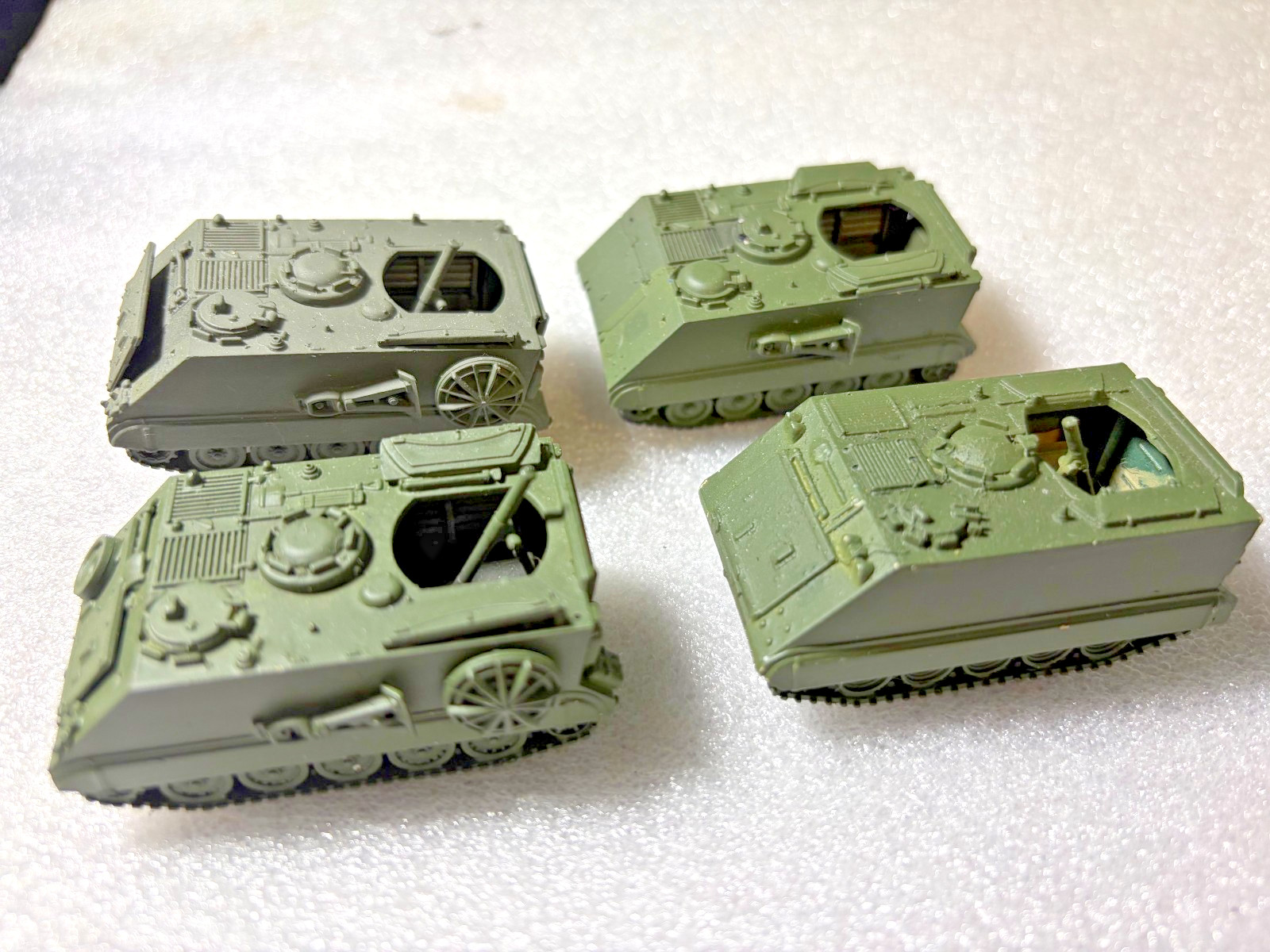 Roco minitanks used four ( 4 )  M-106 210 350   iima35   1/87